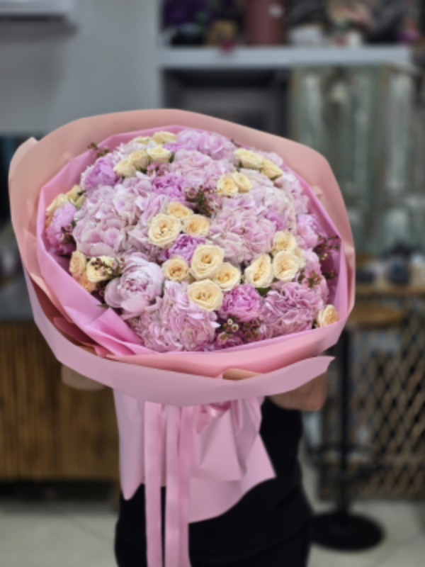 Luxury Flower Delivery in Bodrum - Elegant Touch