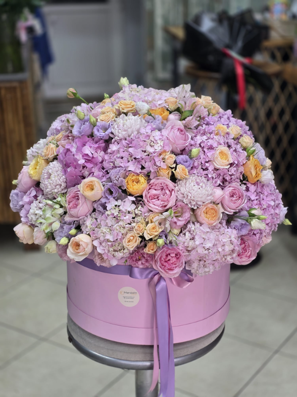  Bodrum Flowers - Premium Box composition