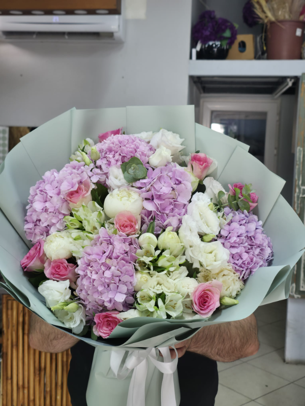 Luxury Flower Delivery in Bodrum - Soft Melody