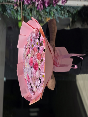  Bodrum Blumen - Rose und Lysyanthus in einer Schachtel