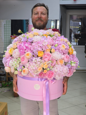 Luxus Blumenlieferung Bodrum - Zusammensetzung der Premium-Box